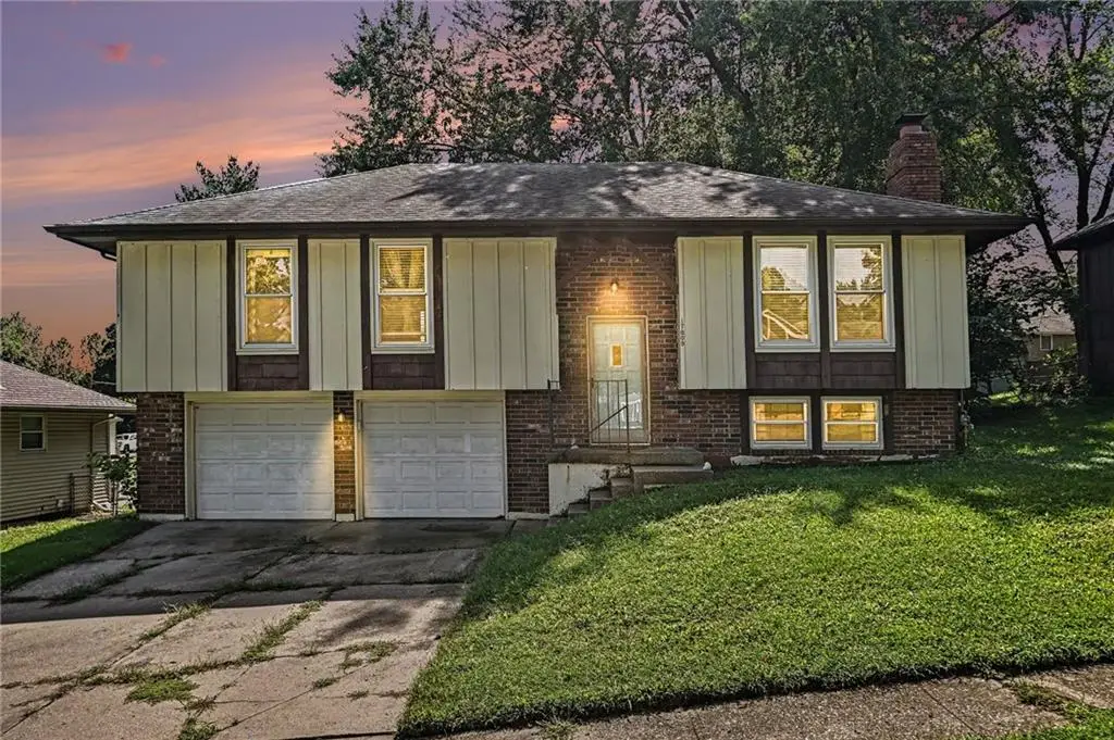 17009 E 3rd Terrace S, Independence, MO 64056 - #1
