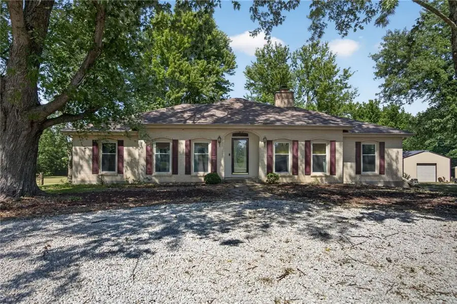 8004 E 233rd Street, Peculiar, MO 64078 - #3