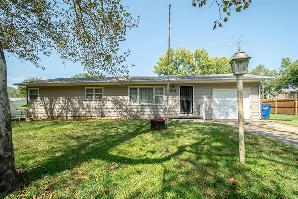 602 Warren Street, Oskaloosa, KS 66066