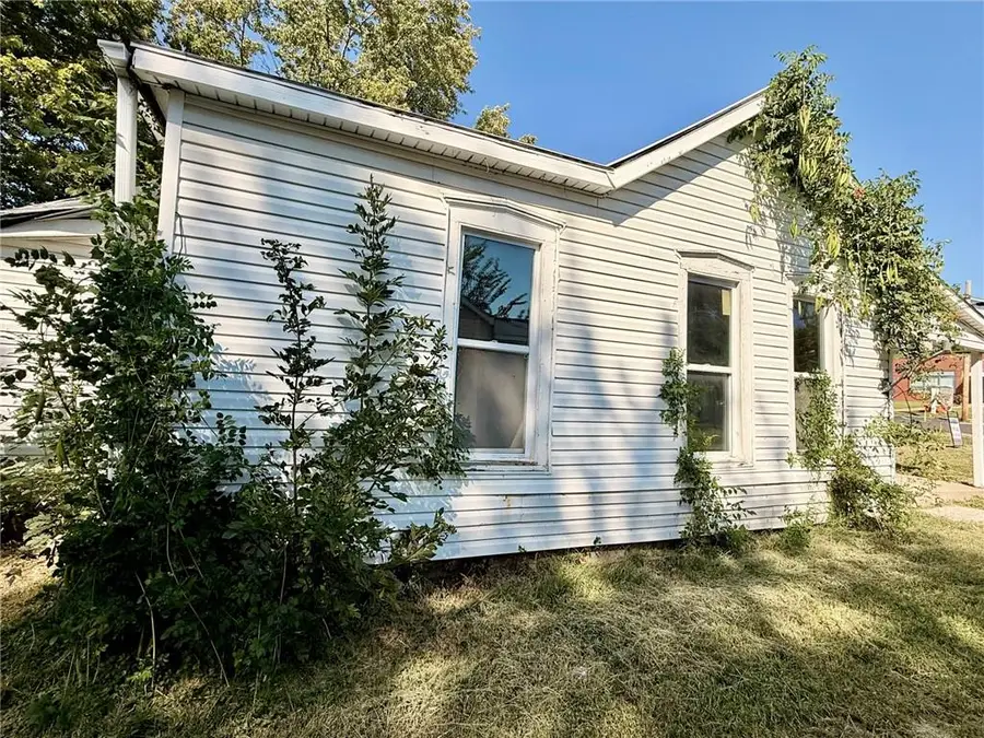 604 S Market Street, Holden, MO 64040 - #2