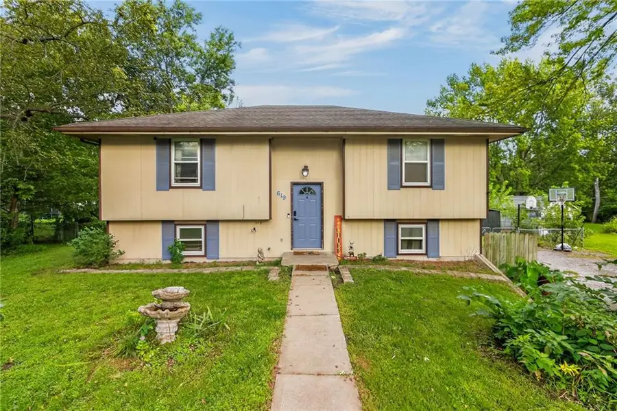 619 Maple Street, Lathrop, MO 64465 - #3