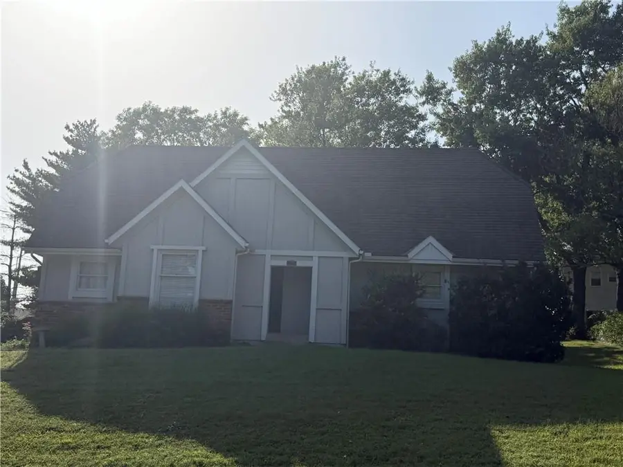 7020 Widmer Road, Shawnee, KS 66216 - #3