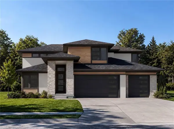 15999 S Twilight Lane, Olathe, KS 66062