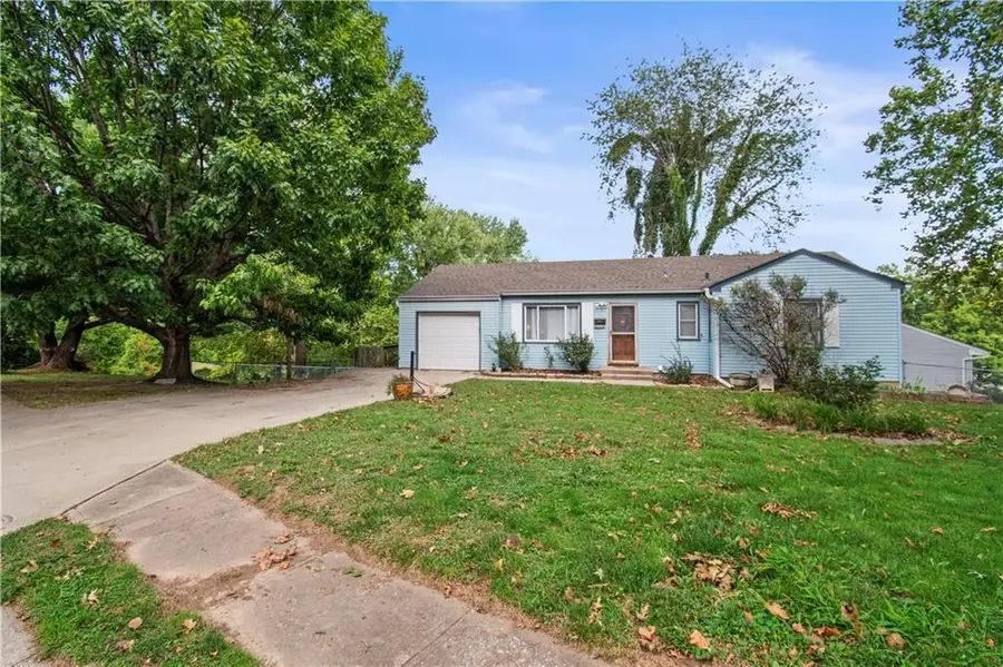 3901 N Delaware Street, Independence, MO 64050 - #2