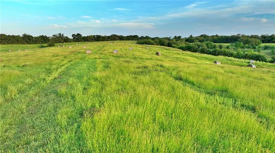 E 330th Street, Bethany, MO 64424 - #2