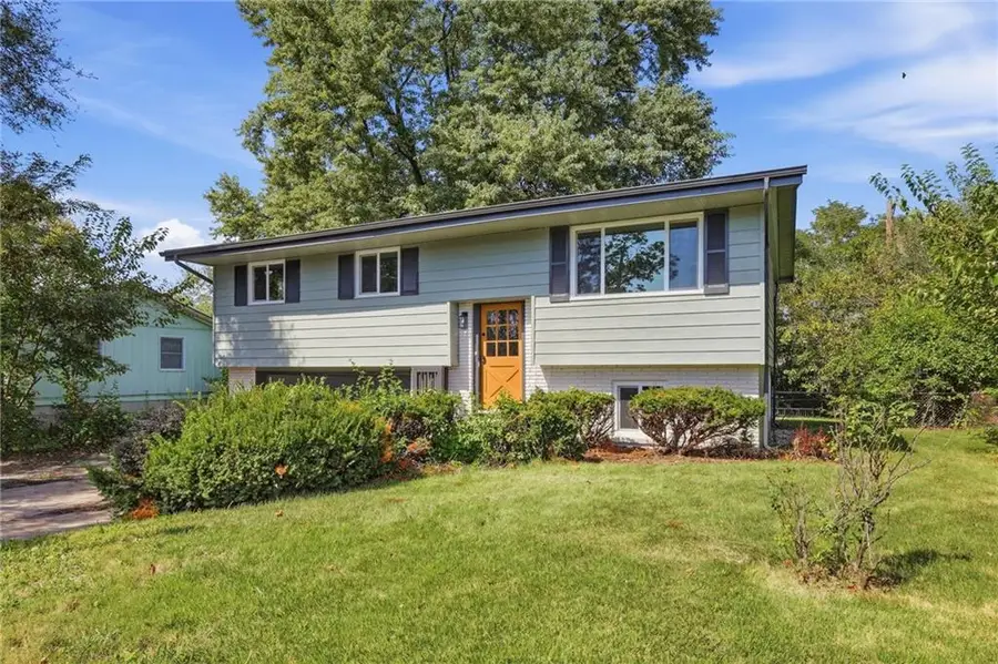 8248 Armstrong Avenue, Kansas City, KS 66112 - #3
