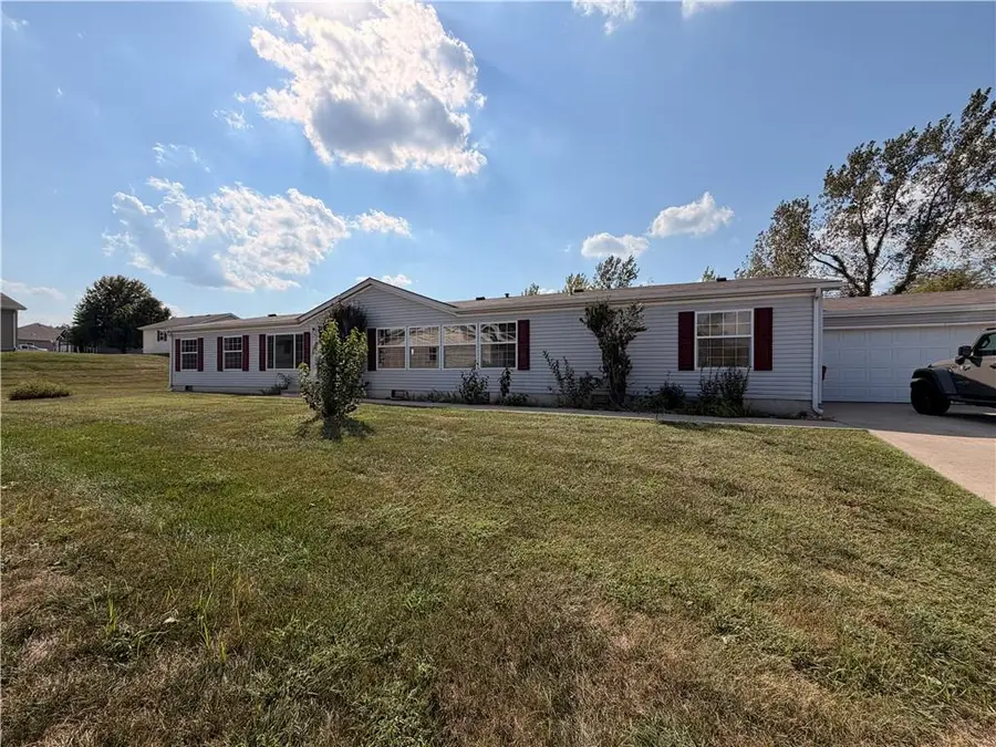 401 Sycamore Court, Oak Grove, MO 64075 - #2