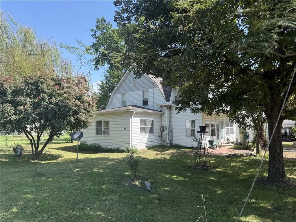 501 N 7th Street, Lacygne, KS 66040 - #1