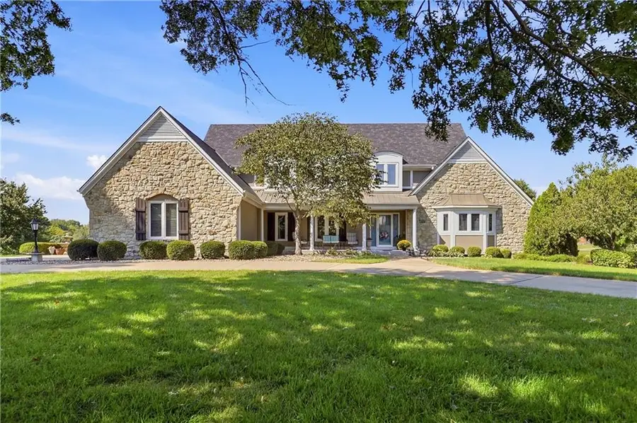 15592 S Greenwood Street, Olathe, KS 66062 - #2
