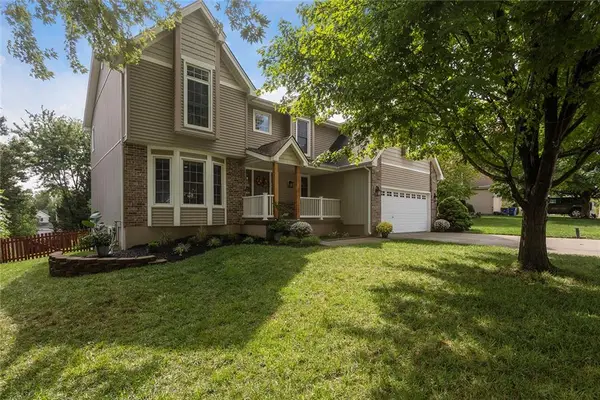 1533 Canterbury Lane, Liberty, MO 64068
