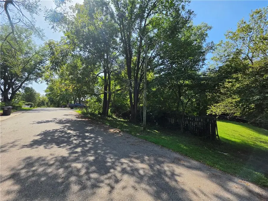 Glenwood Avenue, Independence, MO 64053 - #2