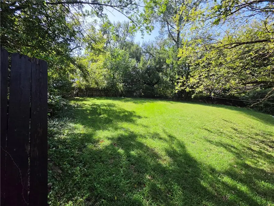 Glenwood Avenue, Independence, MO 64053 - #3