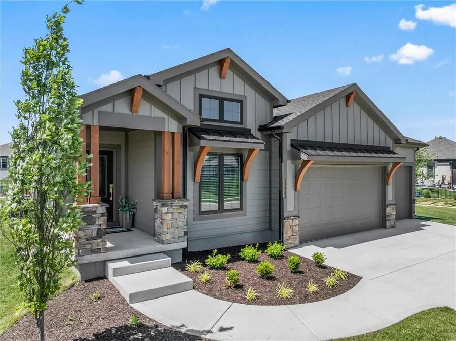 15382 162nd Street, Olathe, KS 66062 - #2