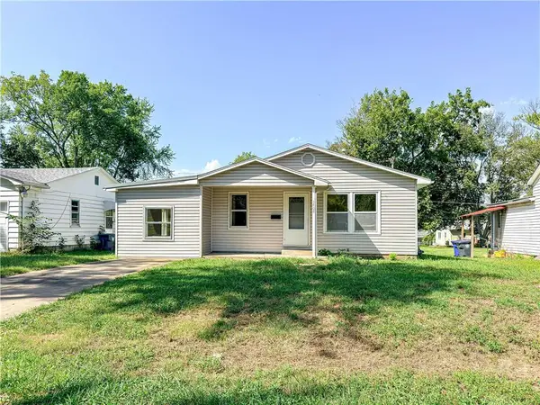 1408 S Harrison Avenue, Sedalia, MO 65301