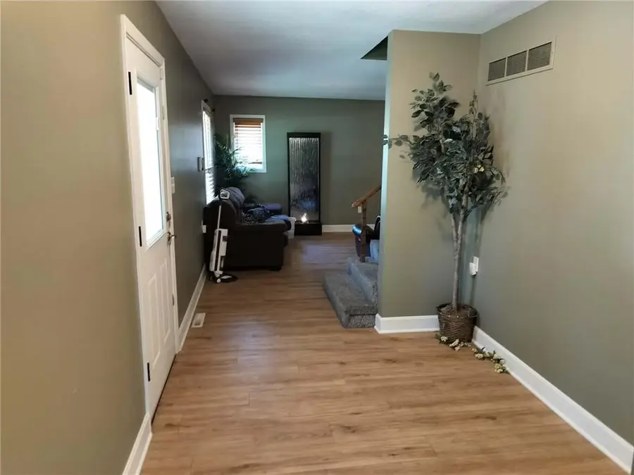 105 Spruce Street, Garden City, MO 64747 - #2