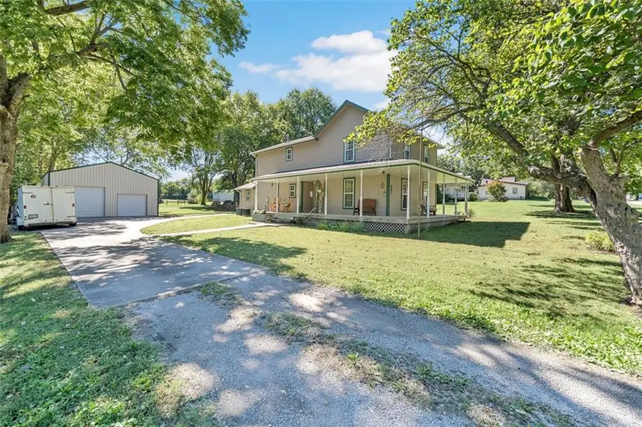 301 Oak Street W, Greenwood, MO 64034 - #2