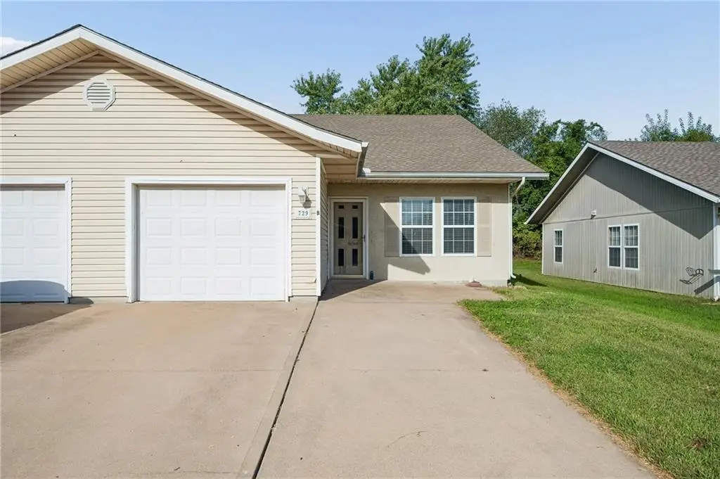 729 Meadow Lane #B, Peculiar, MO 64078 - #1
