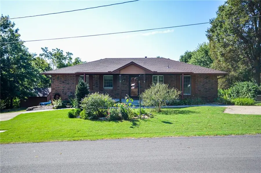 18705 E Independence Avenue, Independence, MO 64056 - #2