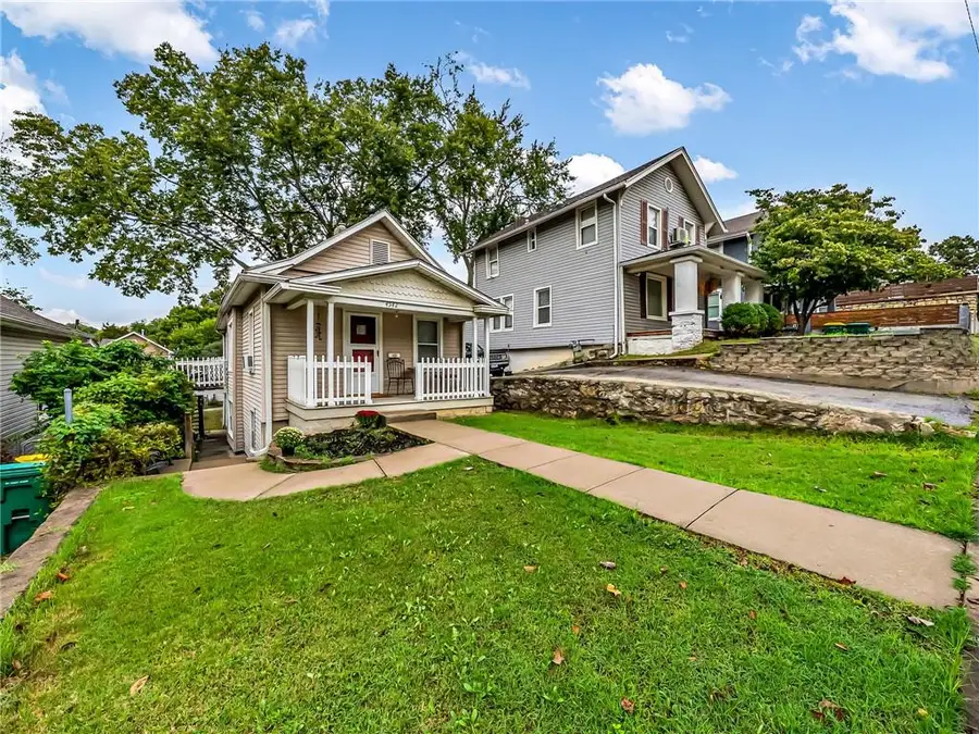 4542 State Line Road, Kansas City, KS 66103 - #2