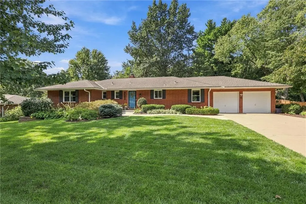 9500 Meadow Lane, Leawood, KS 66206 - #1