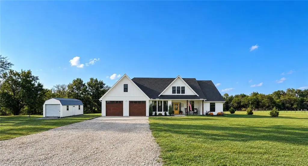 1003 Se 750th Rd Road, Windsor, MO 65360 - #1