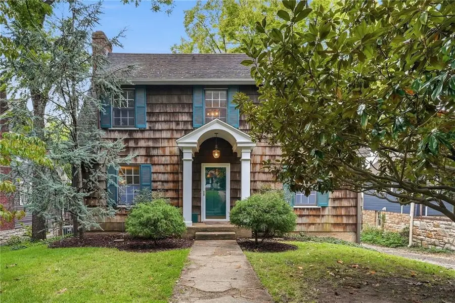 1421 W 50th Terrace, Kansas City, MO 64112 - #2