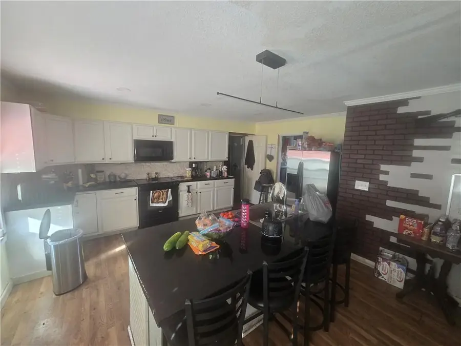 8721 Elm Avenue, Kansas City, MO 64138 - #2