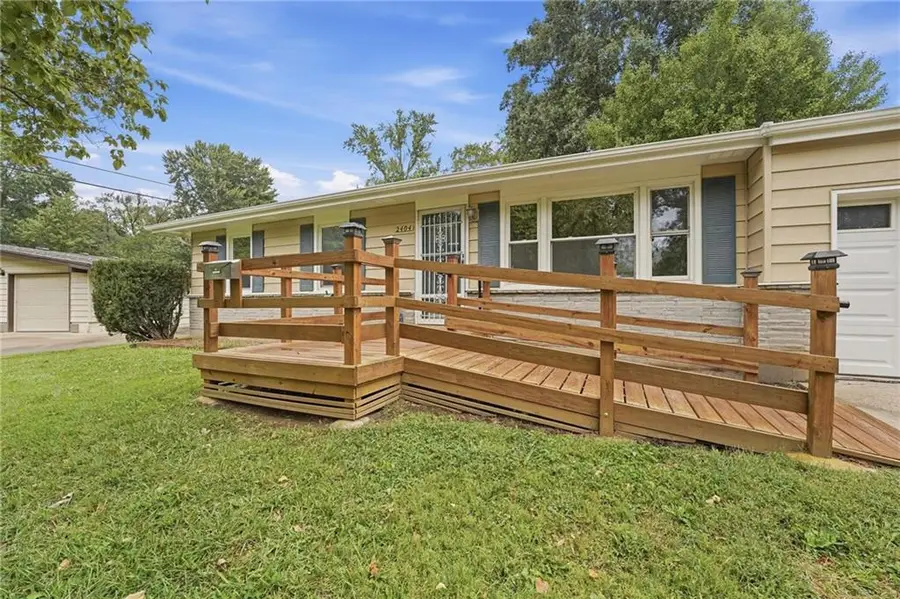 2404 NE Shady Lane Drive, Gladstone, MO 64118 - #3
