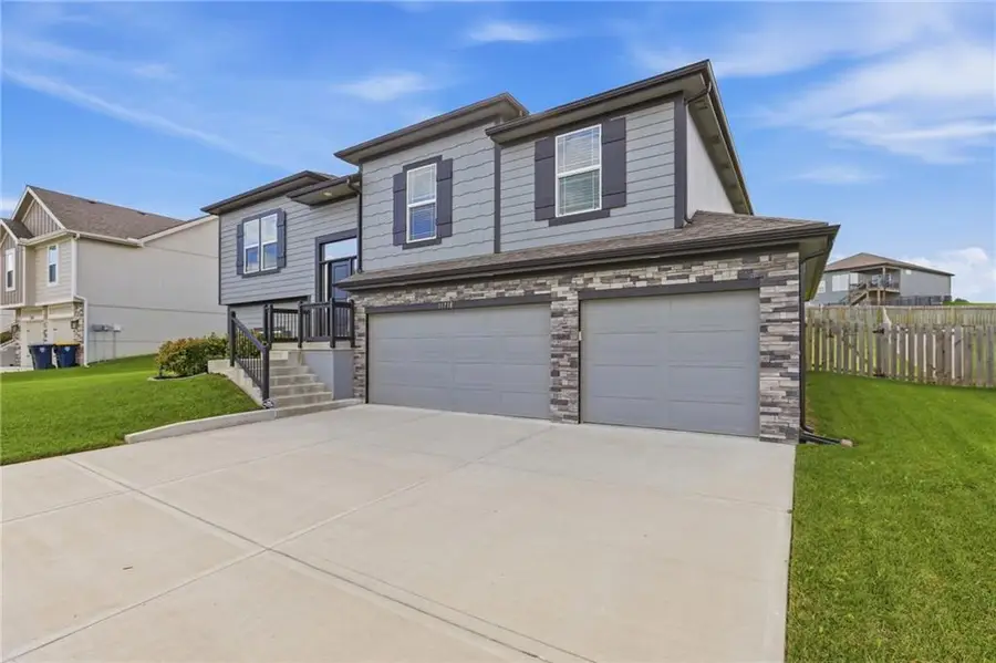 11718 N Manning Avenue, Kansas City, MO 64157 - #2