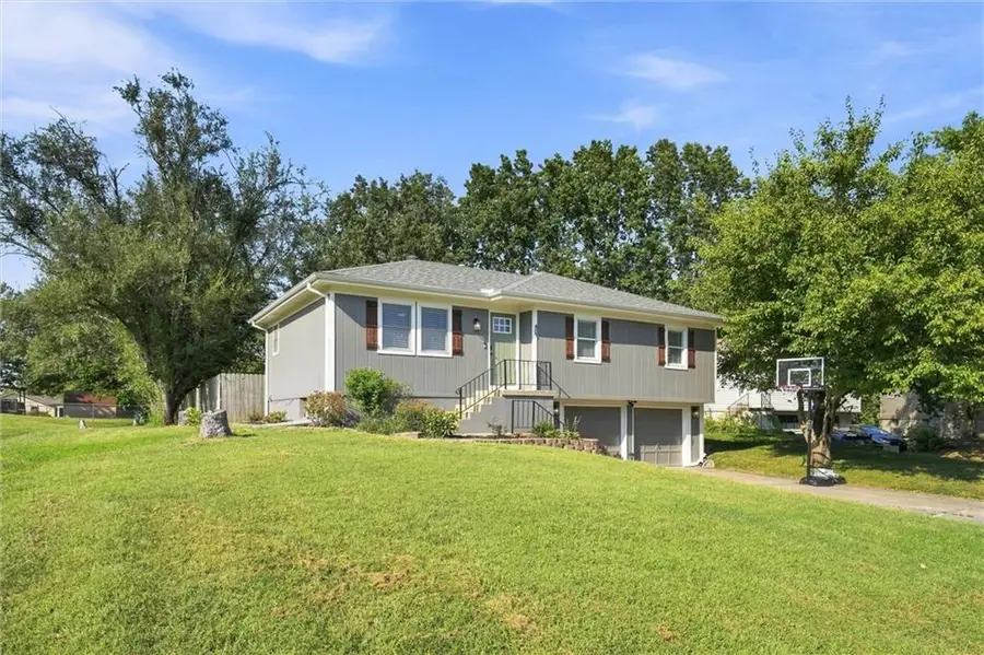805 Britany Drive, Warrensburg, MO 64093 - #3