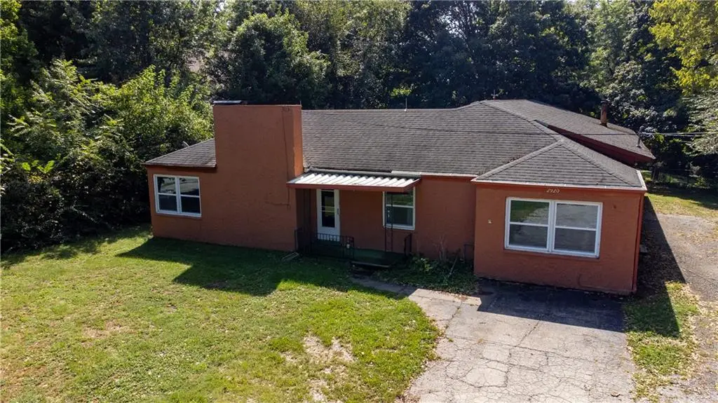 2920 Pear Street, Saint Joseph, MO 64503 - #1