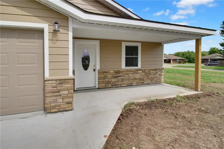 1301 Partridge Avenue, Parsons, KS 67357 - #2