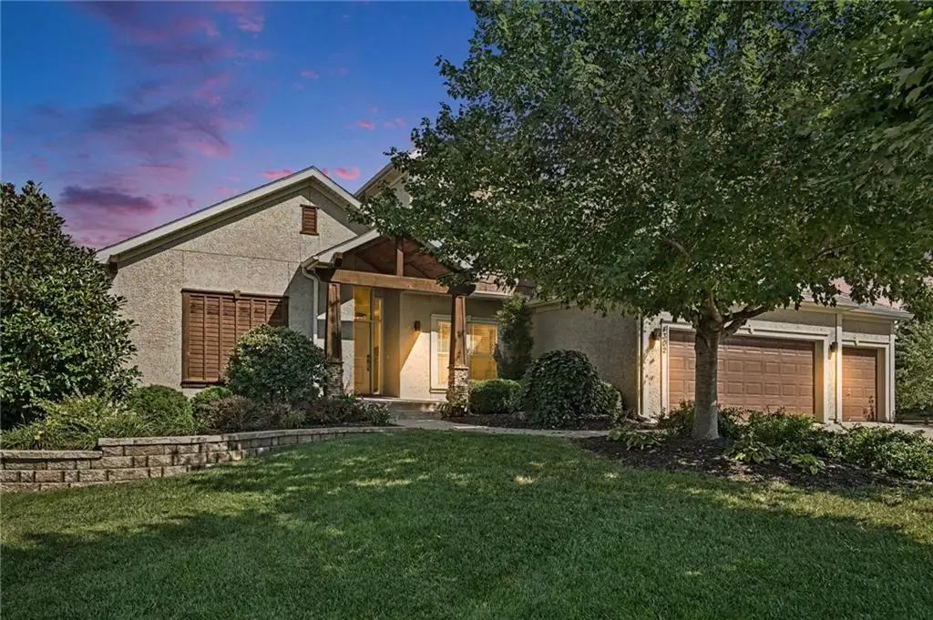4302 NE 95th Court, Kansas City, MO 64156 - #1