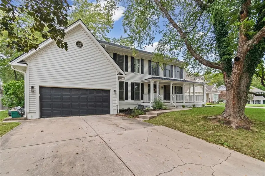7416 N Wabash Avenue, Gladstone, MO 64118 - #2