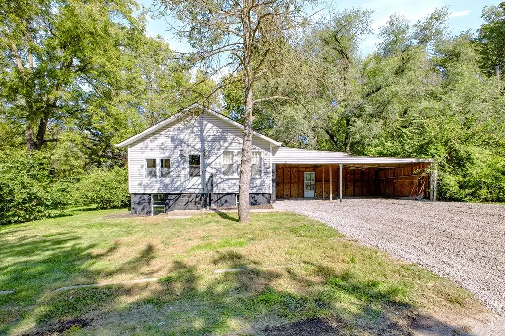 3412 S 11th Street Road, Saint Joseph, MO 64503 - #1