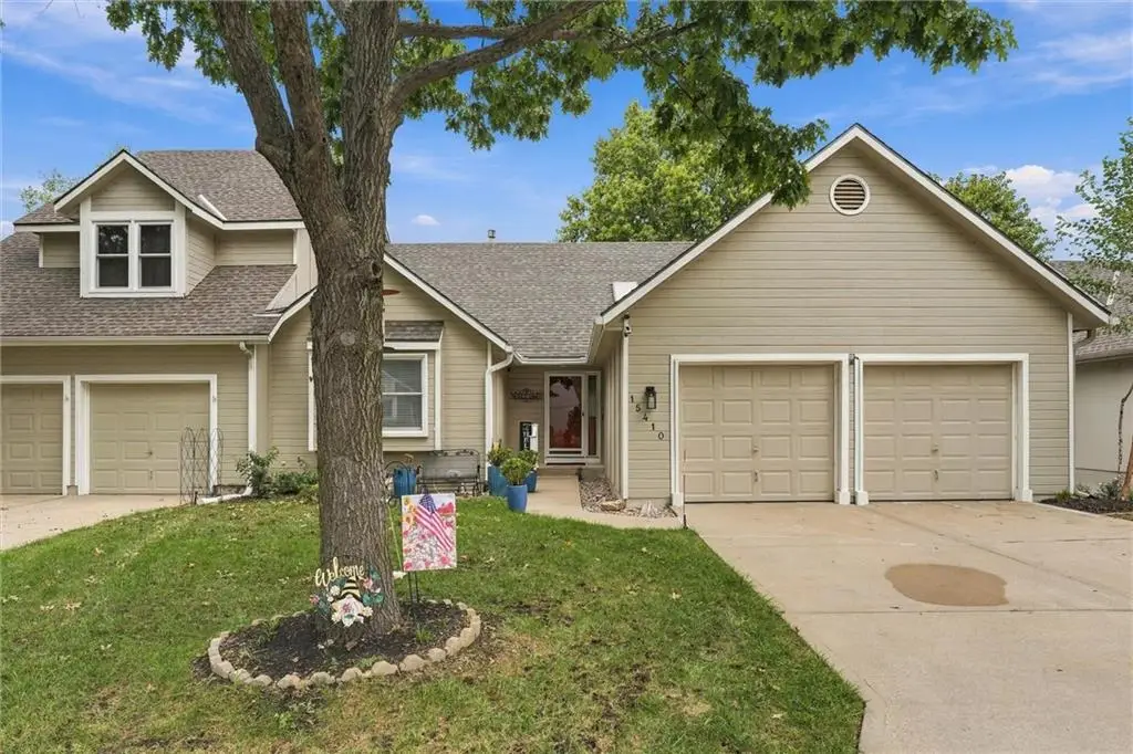 15410 Floyd Street, Overland Park, KS 66223 - #1