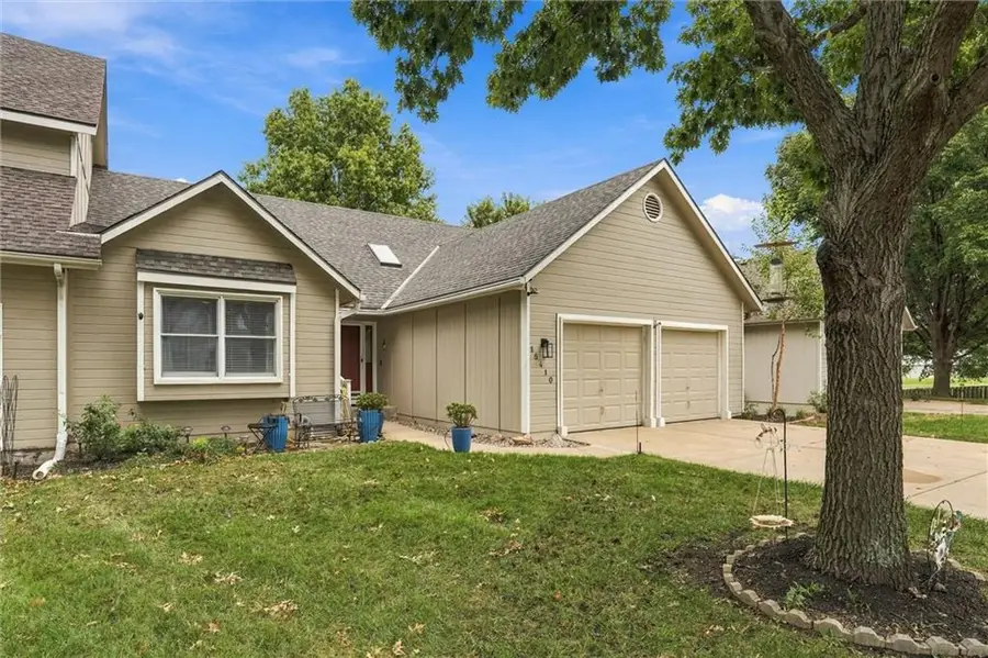 15410 Floyd Street, Overland Park, KS 66223 - #3