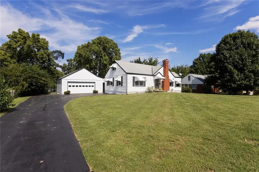 11400 E 78th Street, Raytown, MO 64138 - #3