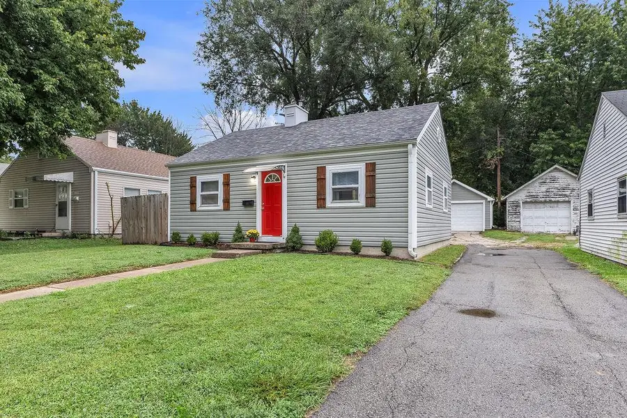 1909 S 22nd Street, Saint Joseph, MO 64507 - #3