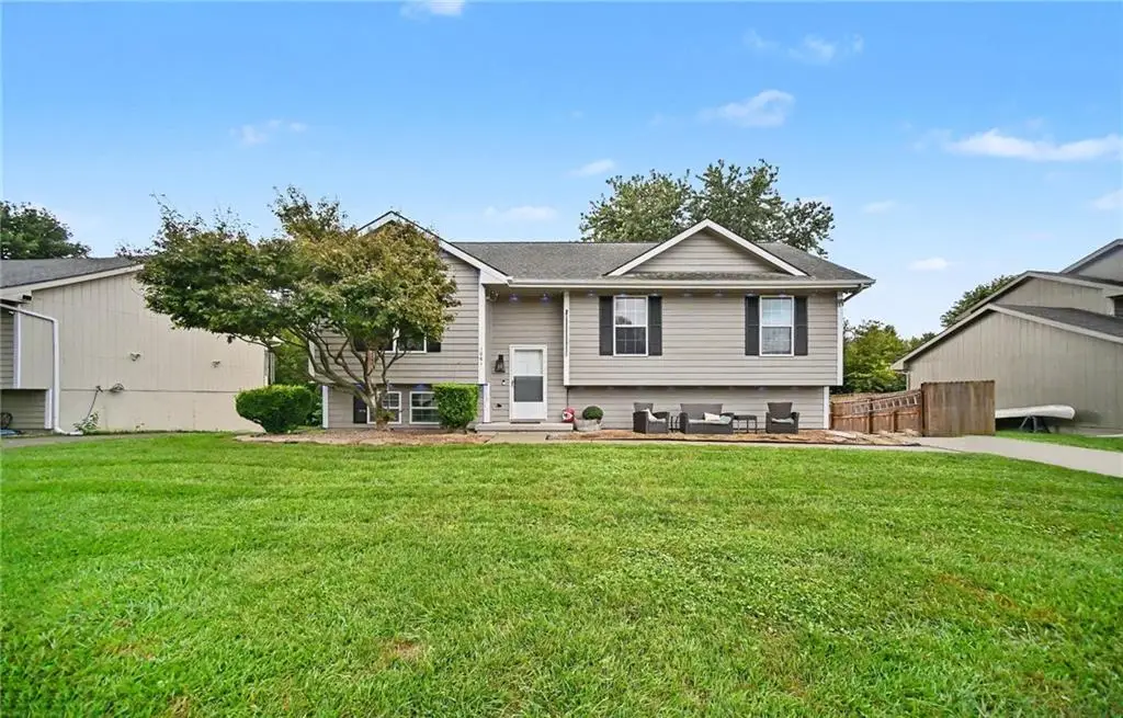 1001 NE 194th Terrace, Smithville, MO 64089 - #1