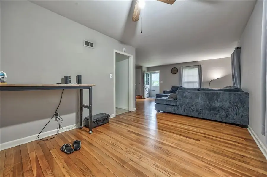 7539 State Line Road, Kansas City, MO 64114 - #3
