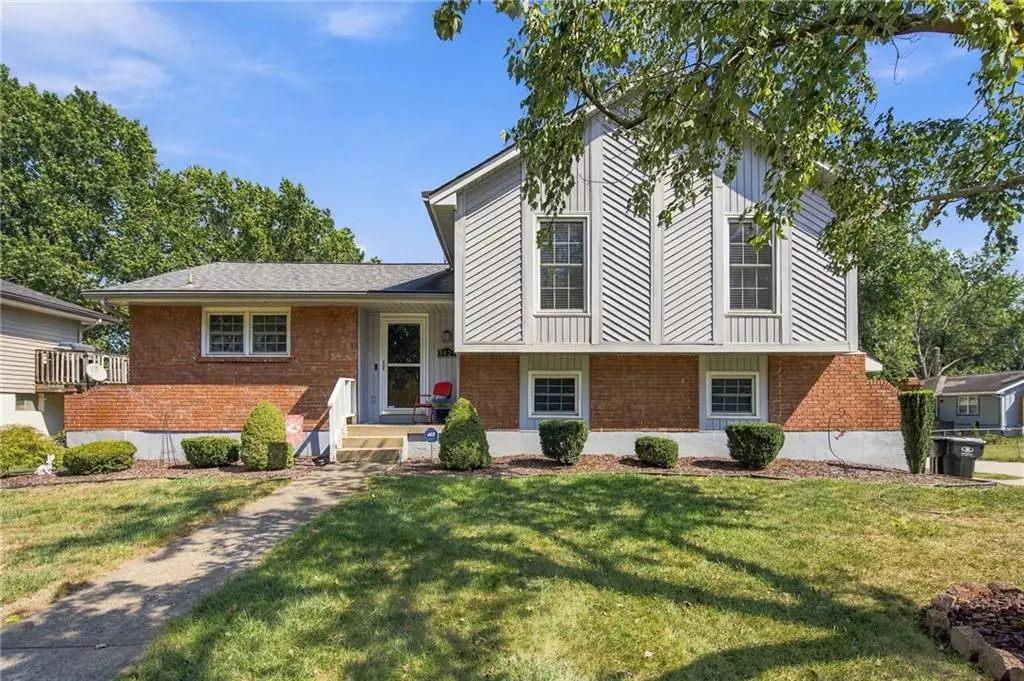 3023 Bryn Mawr Drive, Independence, MO 64057 - #1