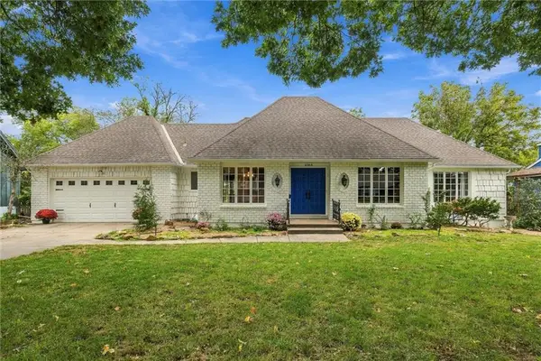 10935 Lydia Avenue, Kansas City, MO 64131