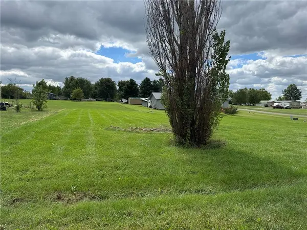 204 Oak Street, Pattonsburg, MO 64670