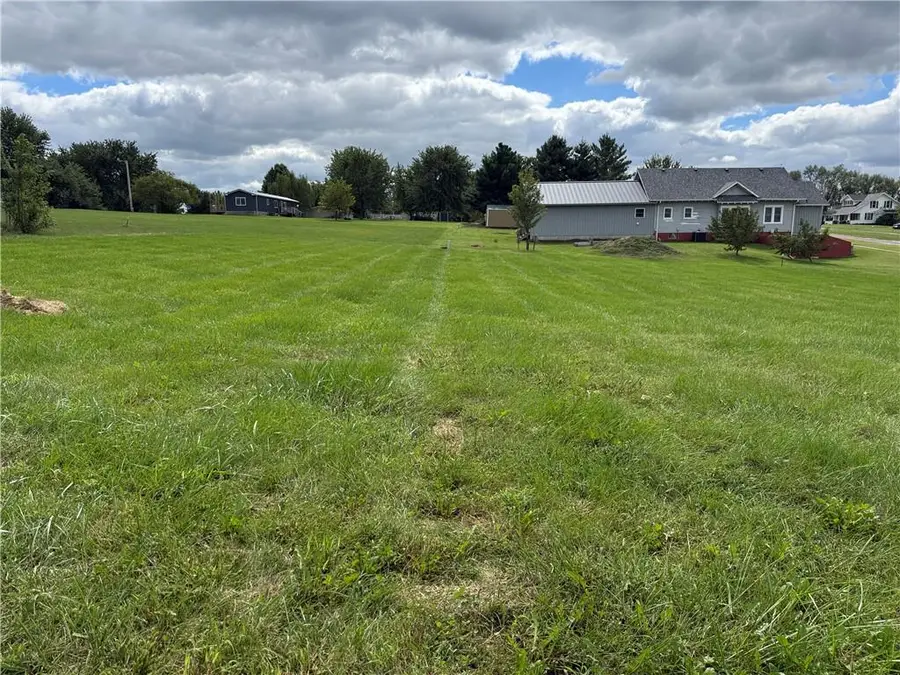 204 Oak Street, Pattonsburg, MO 64670 - #3