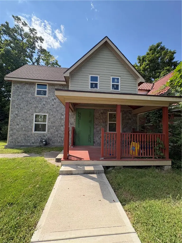 Woodland Avenue, Kansas City, MO 64110 - #2