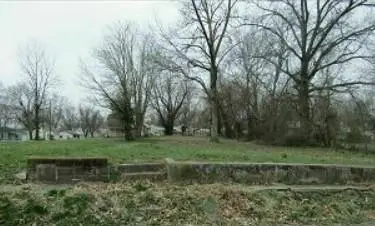 309 E Royle Street, Richmond, MO 64085