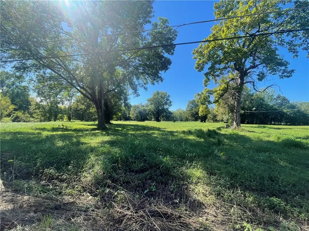 1103 S 24th Street, Parsons, KS 67357 - #1