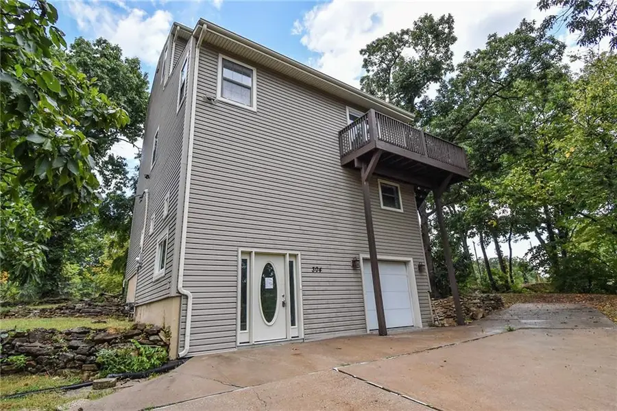 304 E 164th Terrace, Belton, MO 64012 - #3