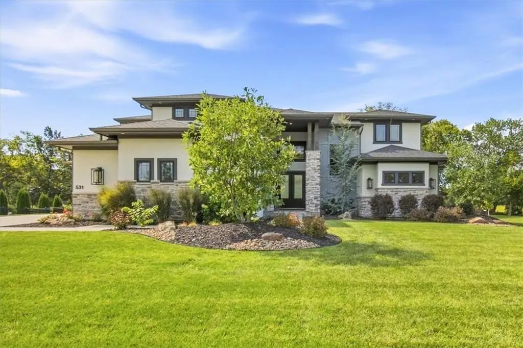 531 Southshore Drive, Lake Winnebago, MO 64034 - #1